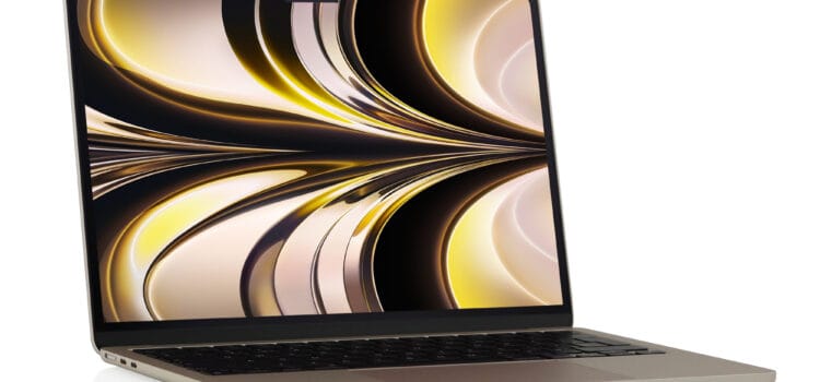 Apple MacBook Air M2 2024 (13.6″ Liquid Retina Display | 16GB Unified Memory | 256GB SSD Storage | 8-Core CPU | 8-Core GPU